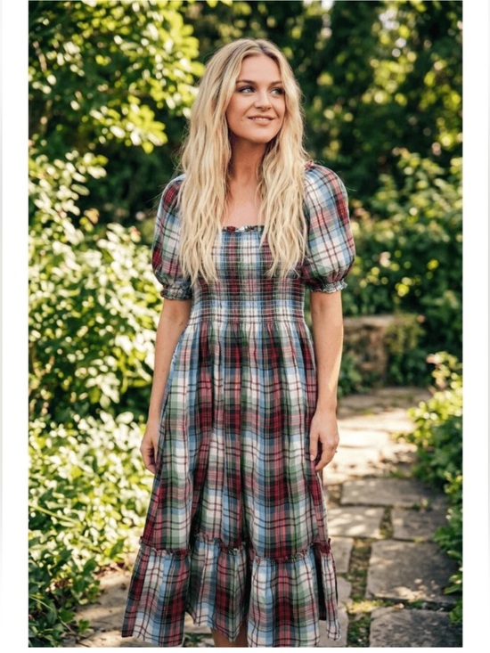 Hill House Dresses & Skirts - Hill House Plaid Midi Dress in Red, Green & Cream